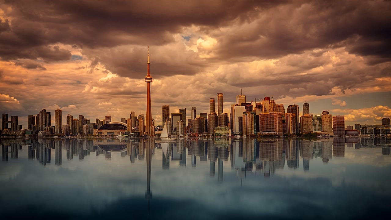 New 35–40% Tariffs on Canadian Goods Take Effect August 1